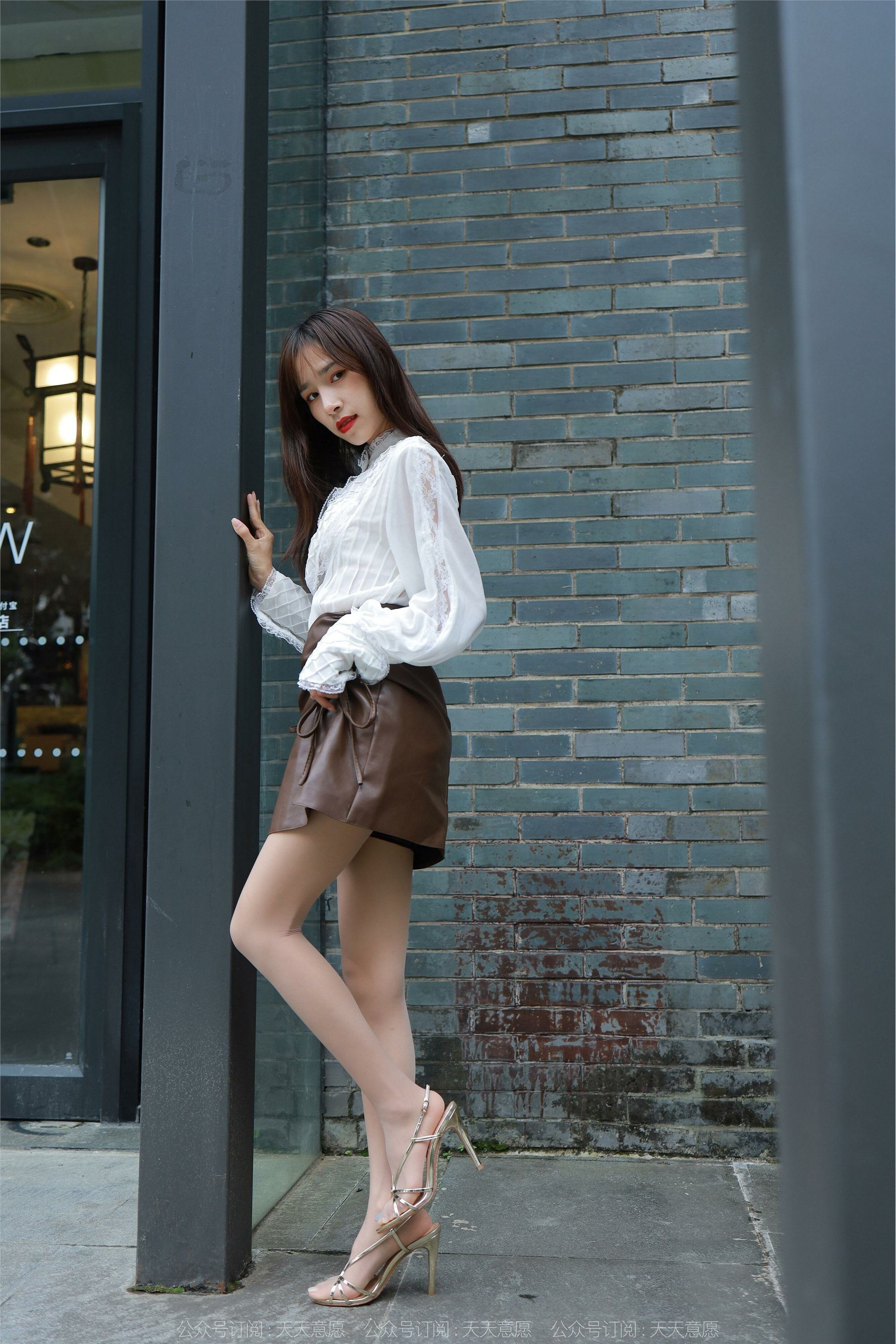 IESS异思趣向  2022.05.09 丝享家 1083：美子《金色凉鞋》